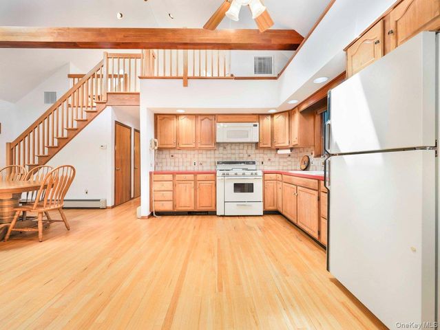 111 Mohican Trail, Glen Spey, NY 12737