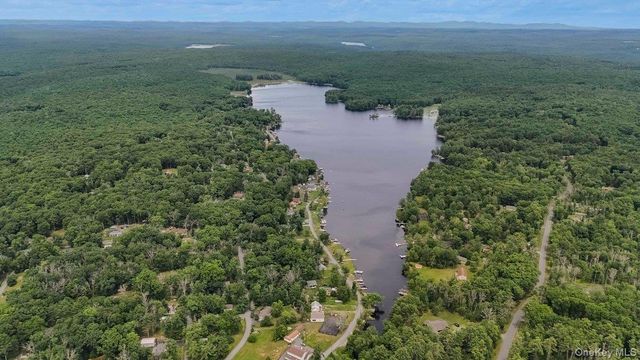 111 Mohican Trail, Glen Spey, NY 12737