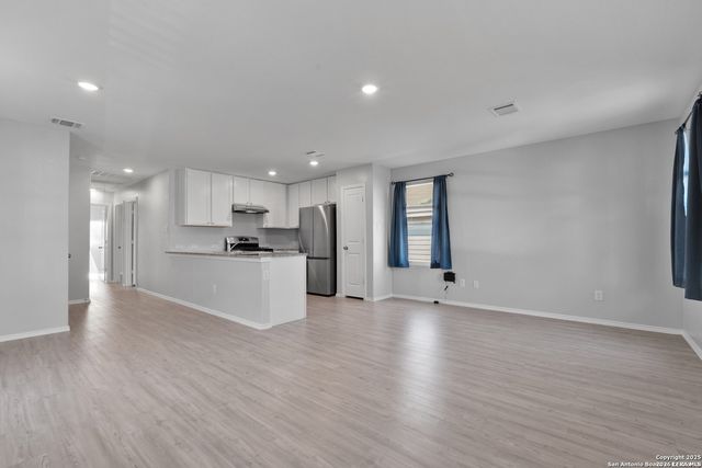 14411 Source, San Antonio, TX 78223