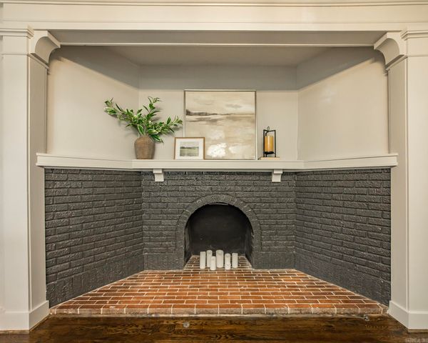 225 Ridgeway Drive, Little Rock, AR 72205