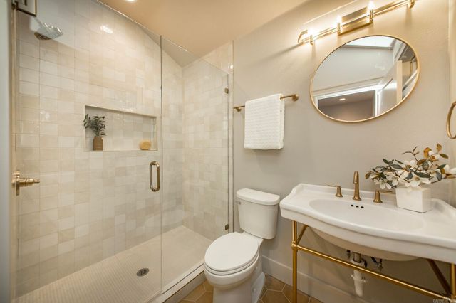 225 Ridgeway Drive, Little Rock, AR 72205