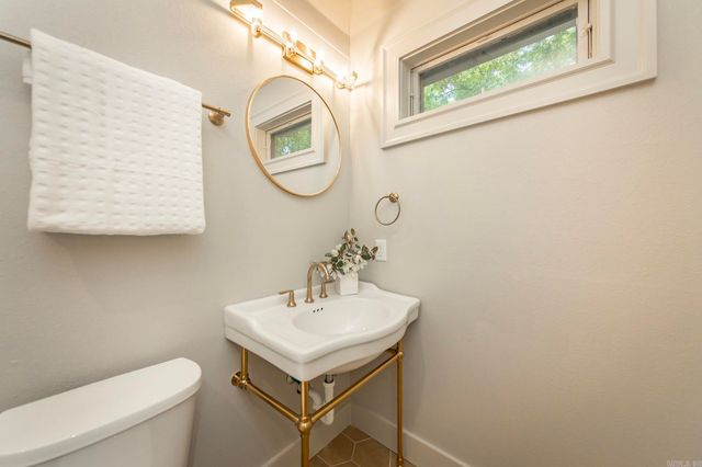 225 Ridgeway Drive, Little Rock, AR 72205