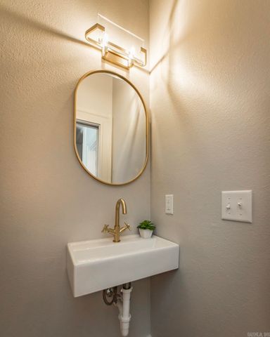 225 Ridgeway Drive, Little Rock, AR 72205