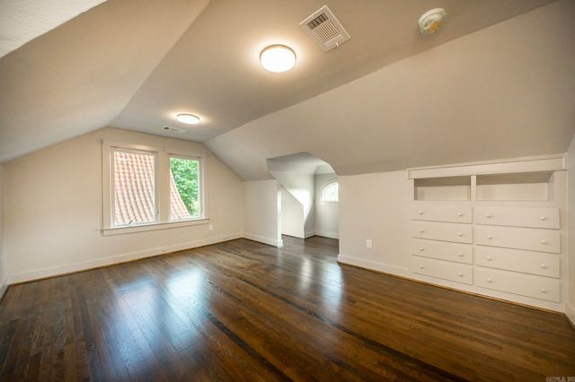 225 Ridgeway Drive, Little Rock, AR 72205