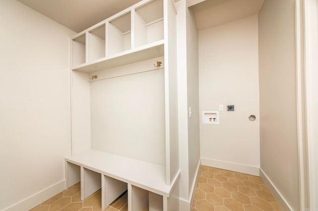 225 Ridgeway Drive, Little Rock, AR 72205