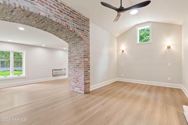 123 Urbana Drive, Lafayette, LA 70506