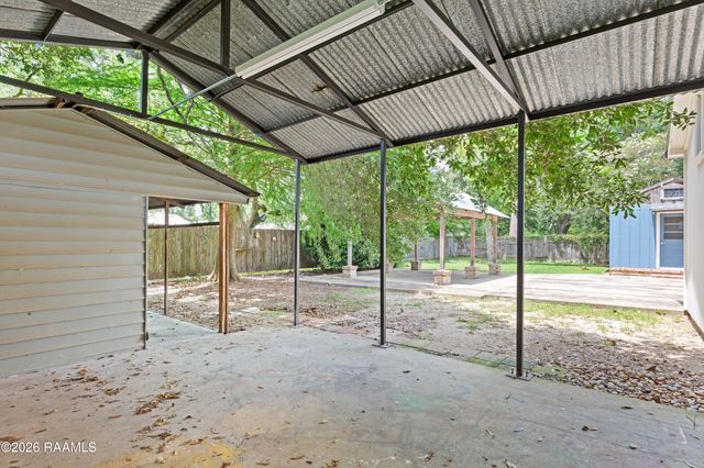 123 Urbana Drive, Lafayette, LA 70506