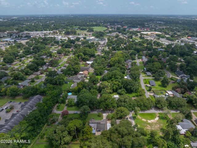 123 Urbana Drive, Lafayette, LA 70506