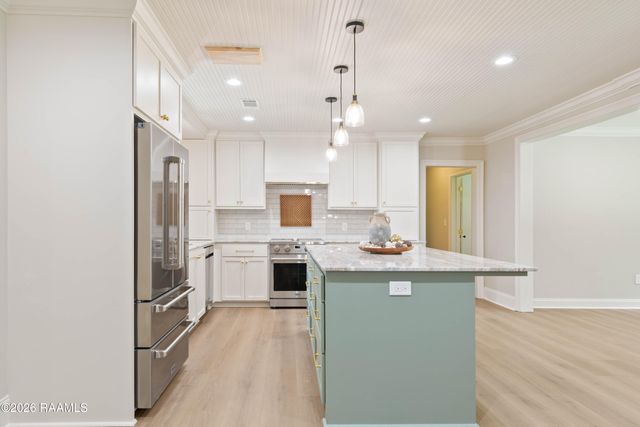 123 Urbana Drive, Lafayette, LA 70506