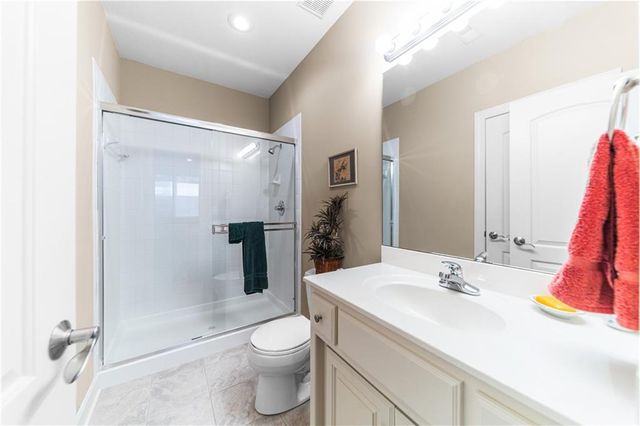 5614 W 131st Terrace, Leawood, KS 66209
