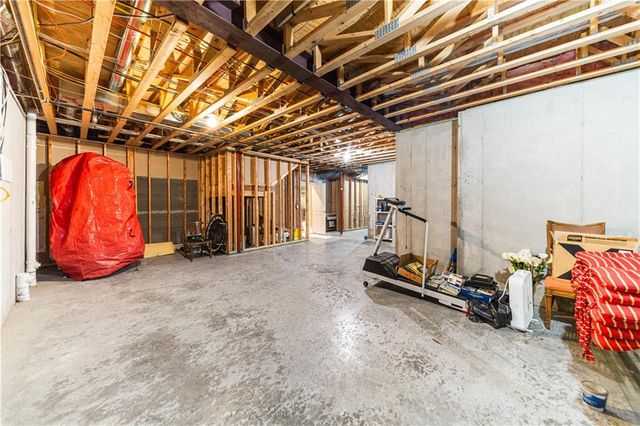 5614 W 131st Terrace, Leawood, KS 66209