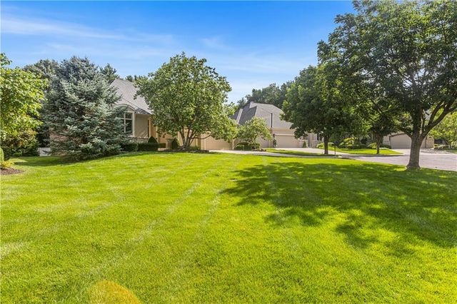 5614 W 131st Terrace, Leawood, KS 66209