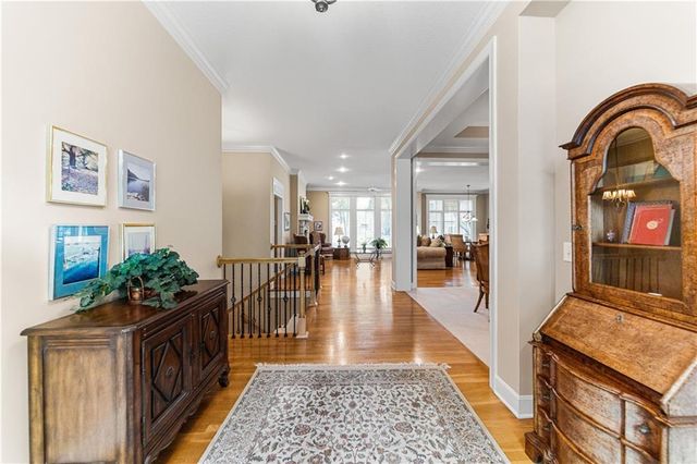 5614 W 131st Terrace, Leawood, KS 66209