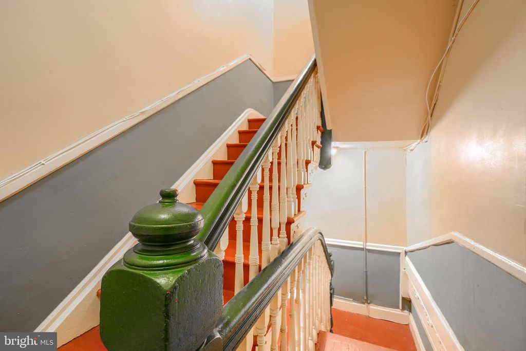 Image 10 of property listing at 2200 MARYLAND AVE, Baltimore, MD 21218