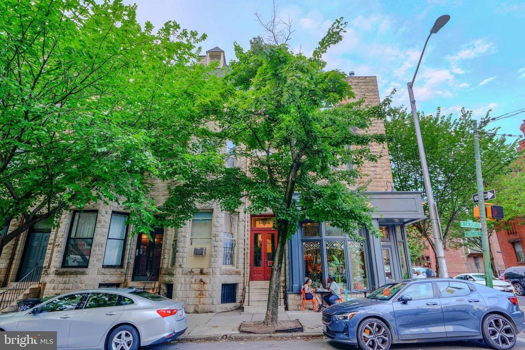 Image 3 of property listing at 2200 MARYLAND AVE, Baltimore, MD 21218