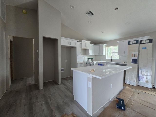 2 OAK TRAIL, Ocala, FL 34472