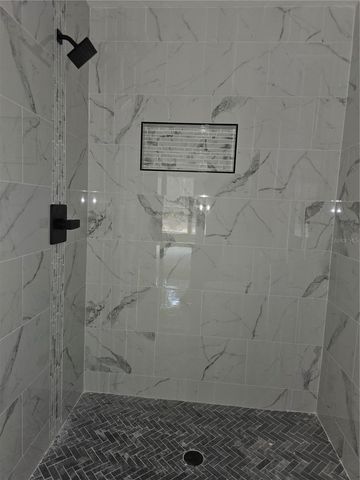 2 OAK TRAIL, Ocala, FL 34472