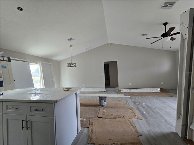 2 OAK TRAIL, Ocala, FL 34472