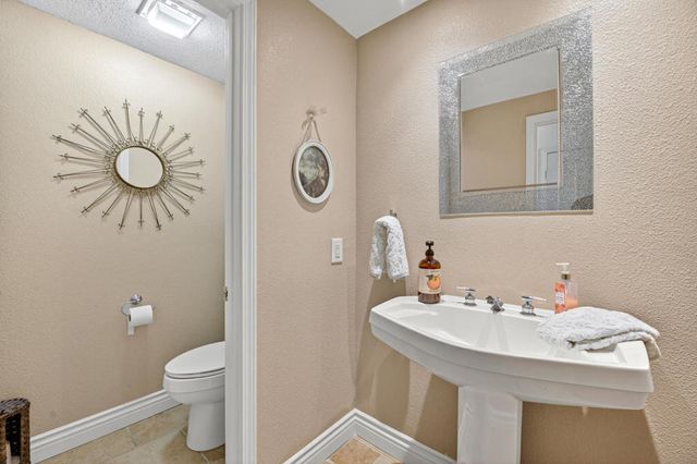 370 Cypress Point Drive, Palm Desert, CA 92211