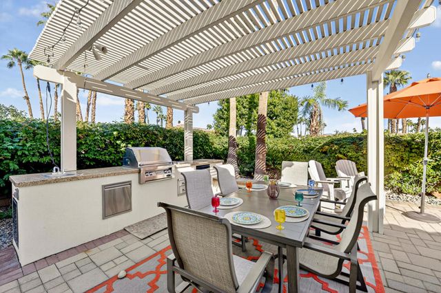 370 Cypress Point Drive, Palm Desert, CA 92211