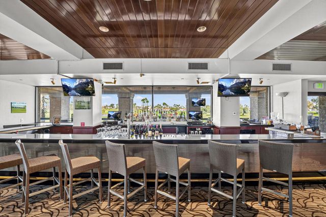 370 Cypress Point Drive, Palm Desert, CA 92211