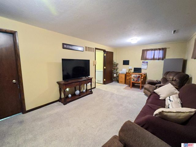 1130 Colony Lane, Lincoln, NE 68505