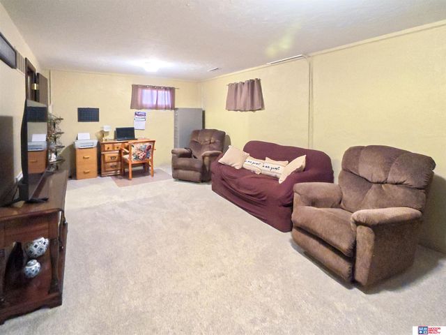 1130 Colony Lane, Lincoln, NE 68505