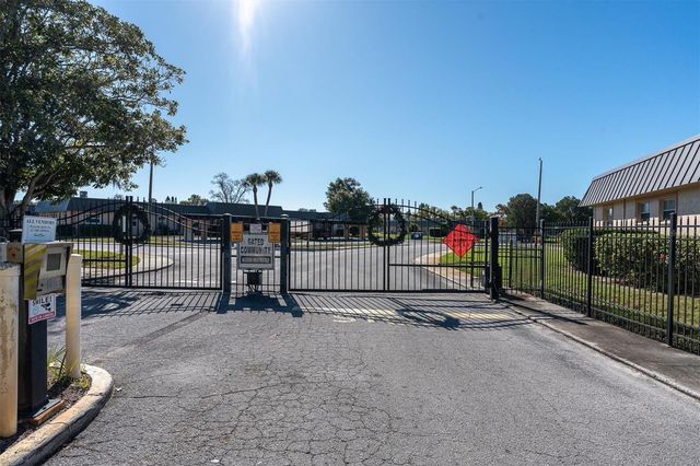 4145 HAMPTON DRIVE, New Port Richey, FL 34652