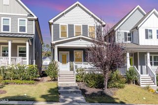 556 Great Ridge Parkway, Chapel Hill, NC 27516