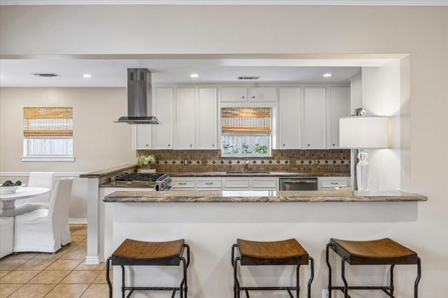 7623 Meadowvale Drive, Houston, TX 77063