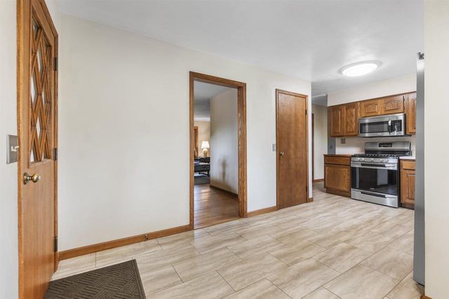 W156N9742 PILGRIM ROAD, Germantown, WI 53022