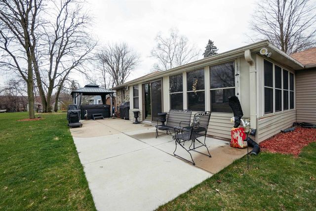 W156N9742 PILGRIM ROAD, Germantown, WI 53022