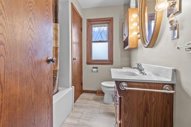 W156N9742 PILGRIM ROAD, Germantown, WI 53022