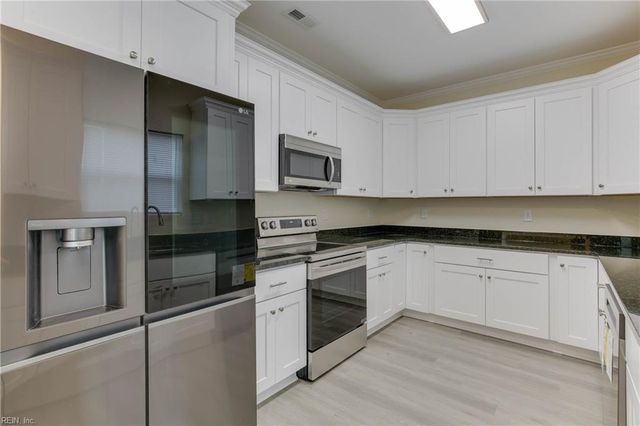 2406 Masi ST, Norfolk, VA 23504