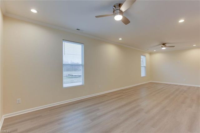 2406 Masi ST, Norfolk, VA 23504