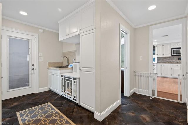 2001 English Cedar CIR, Virginia Beach, VA 23451