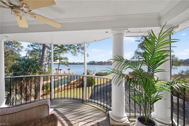 2001 English Cedar CIR, Virginia Beach, VA 23451