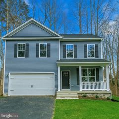 4230 LAKEVIEW PKWY, Locust Grove, VA 22508