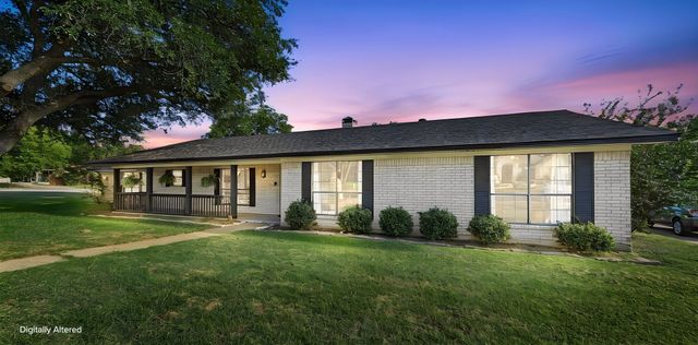 9012 Bontura Road, Granbury, TX 76049