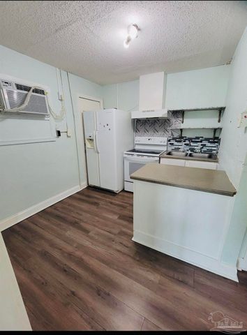 2901 N Hayne St, Pensacola, FL 32503