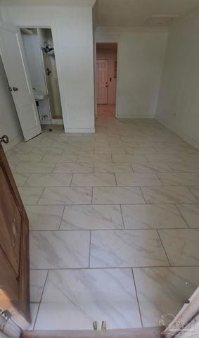 2901 N Hayne St, Pensacola, FL 32503