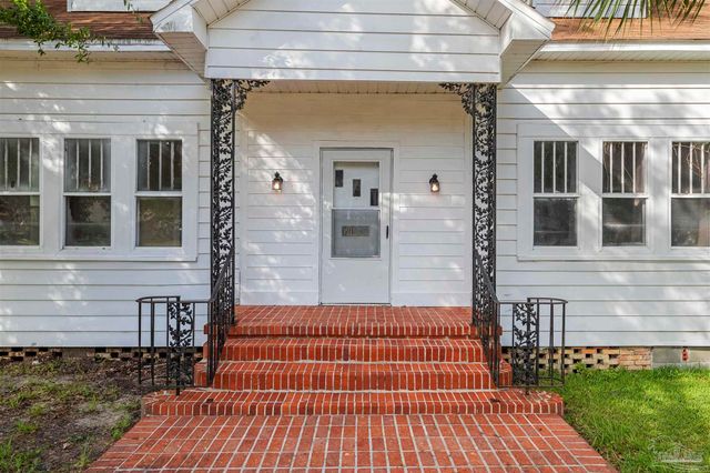 5108 Escambia St, Milton, FL 32570