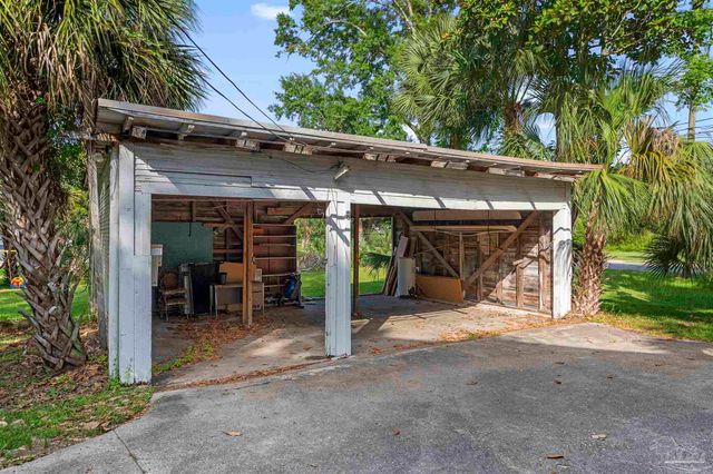 5108 Escambia St, Milton, FL 32570