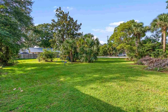 5108 Escambia St, Milton, FL 32570