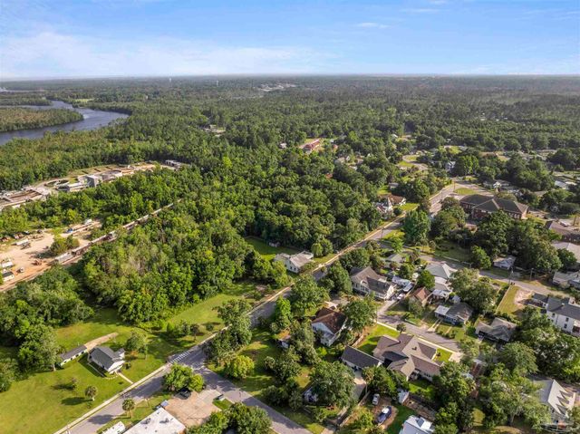 5108 Escambia St, Milton, FL 32570