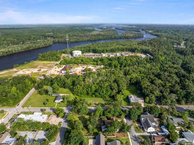 5108 Escambia St, Milton, FL 32570