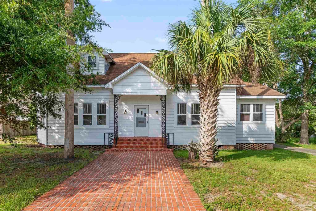 5108 Escambia St, Milton, FL 32570