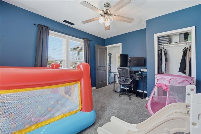 908 Smith Ave, Lawrenceburg, TN 38464