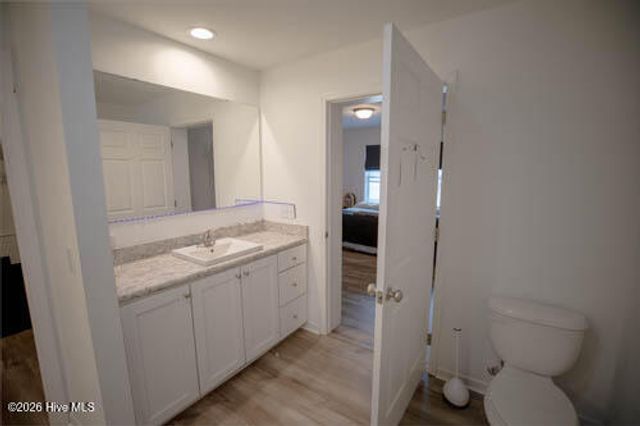 800 Wildwood Circle, Hampstead, NC 28443