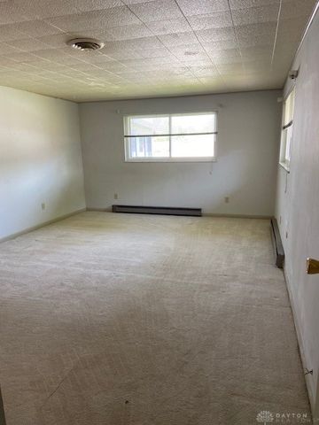 1673 W Stroop Road, Kettering, OH 45439
